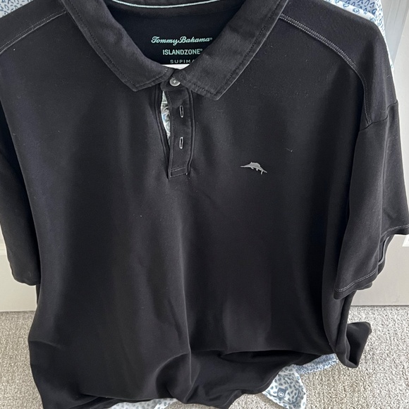 Tommy Bahama- 3 shirts - Picture 5 of 7